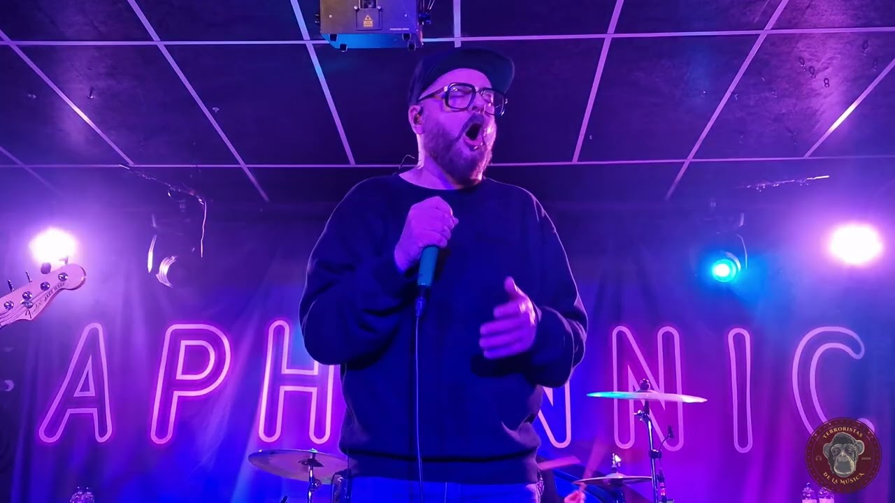 APHONNIC - Amarga Despedida (Sala Wolf, Barcelona 01/03/24)