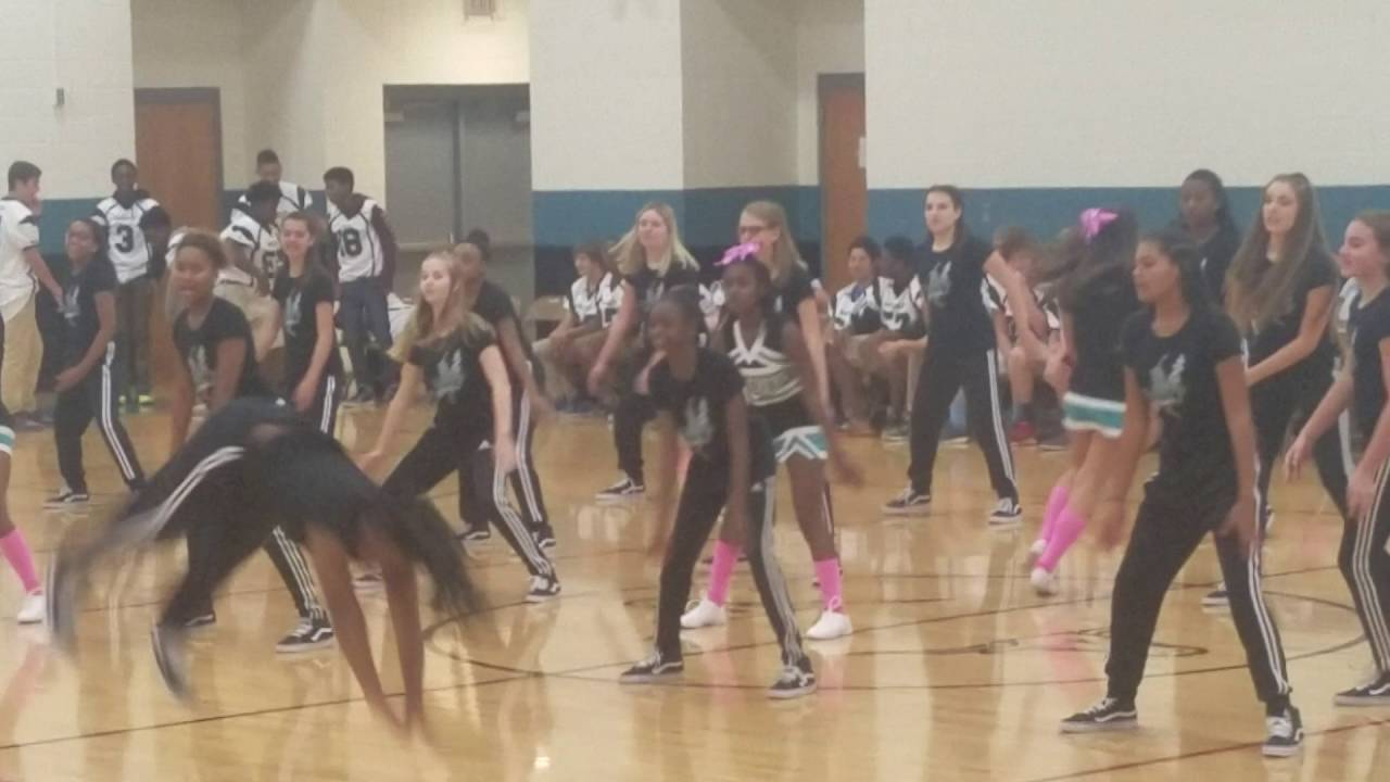 Bradley Middle 8th Grade Dance Team