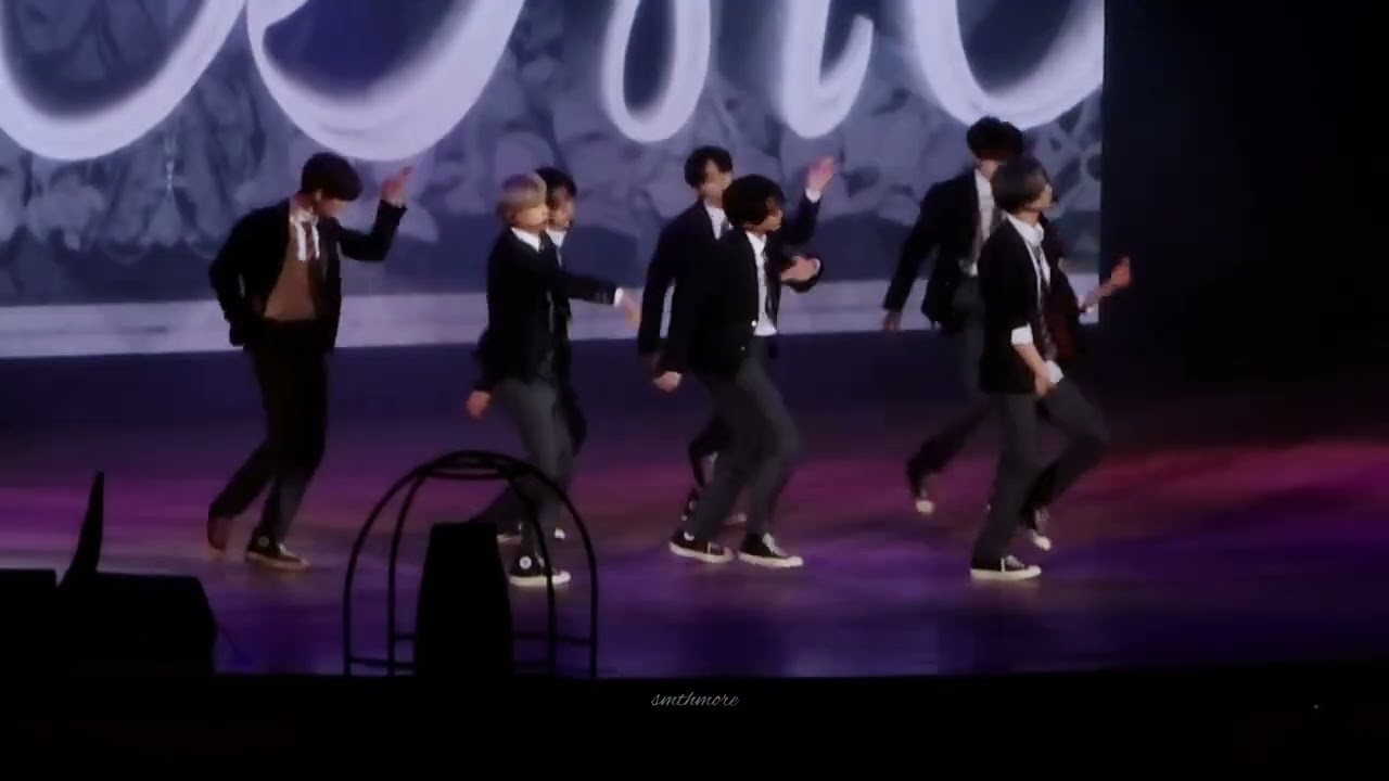 Enhypen 'Bite me' (Dark Moon in Lotte World 280923 fancam)