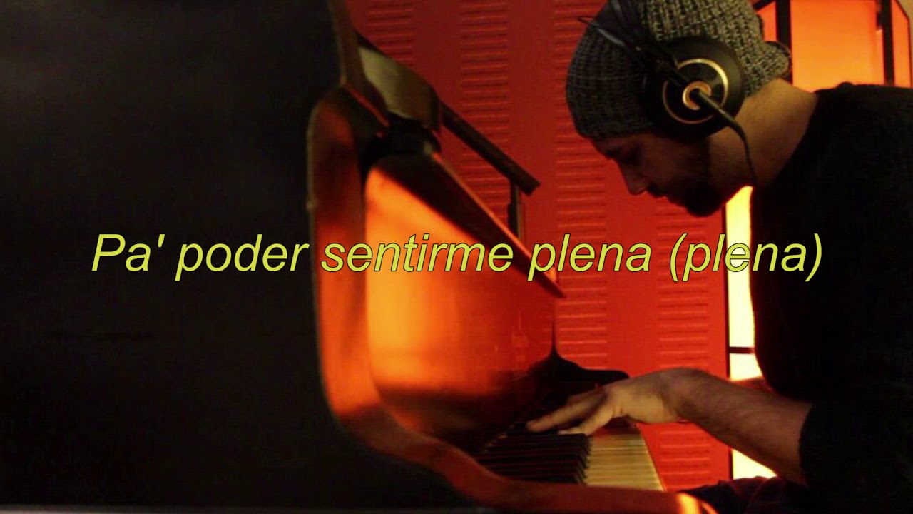 High Maria Becerra karaoke version piano