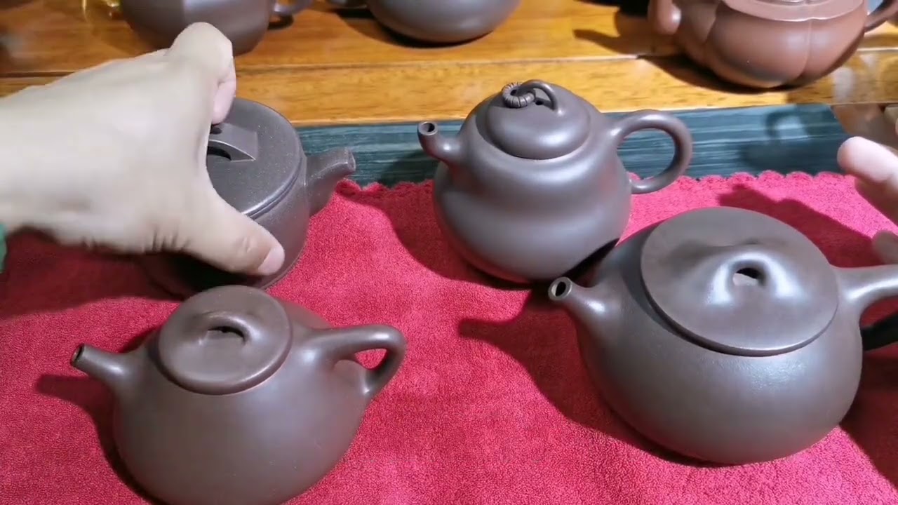 全手工紫泥壶跟全手工朱泥壶，正常都是卖这个价钱。#紫砂 #茶壺 