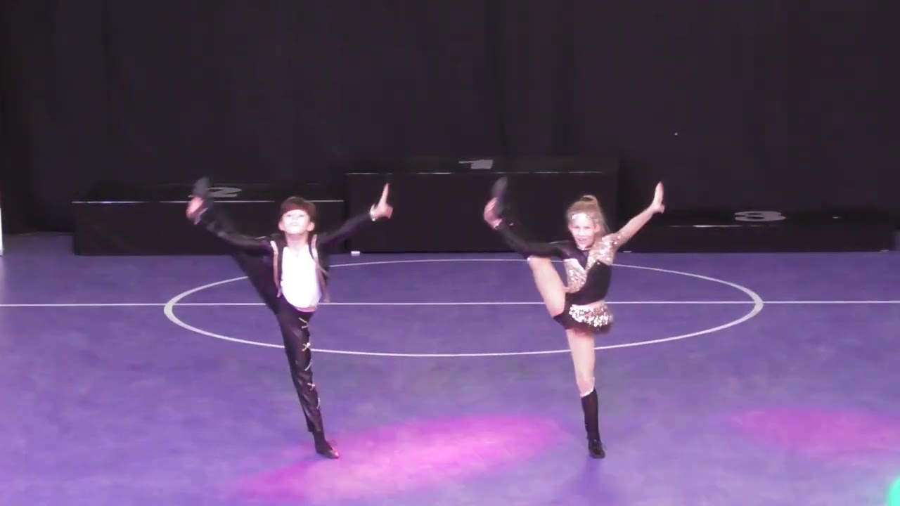 Vajna Tamás Titusz - Pető Emma