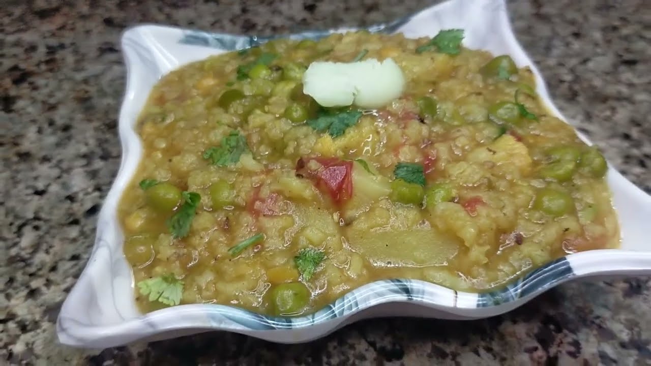 5 मिनट में बनने वाली हल्की और स्वादिष्ट खिचड़ी | Healthy Indian Khichdi Recipe | Geeta Ka Tadka 