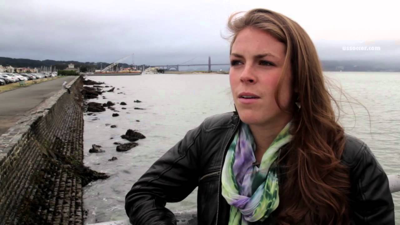 Kelley O'Hara: Kelley by the Bay [Back Home]