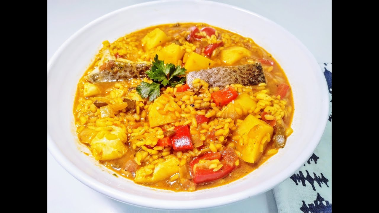 Arroz con patatas y bacalao, sabrosa, sencilla y tradicional. !!Que rica combinación!!