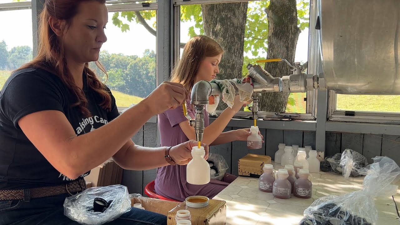 Family in Tennessee Continues their Time-Honored Tradition of Sorghum-Making