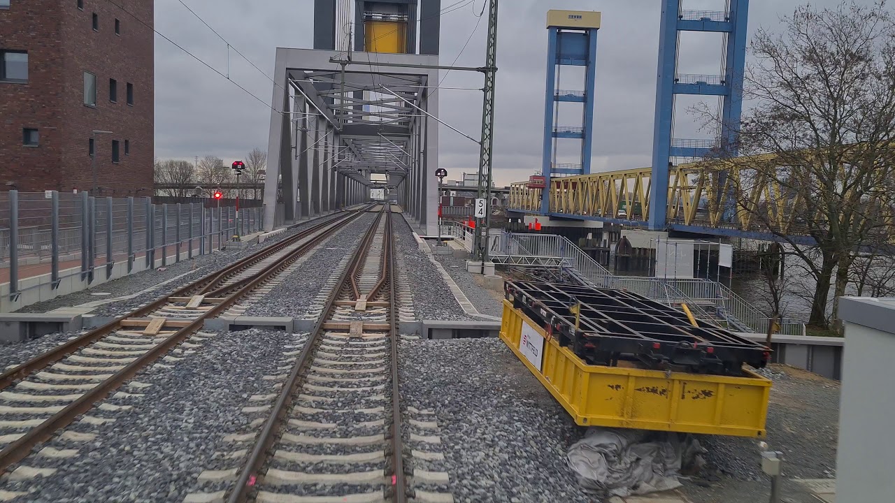 Führerstandsmitfahrt Neue Kattwykbrücke Hamburg ( AWHO - AHOS )