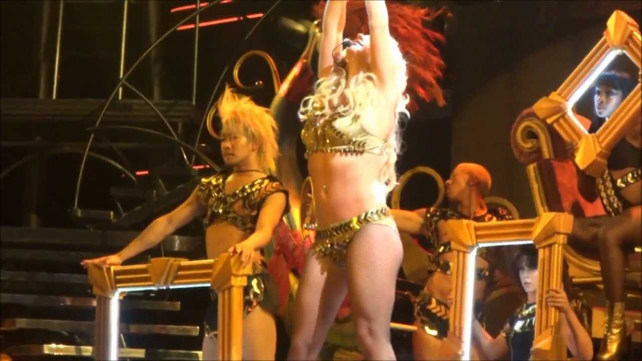 Britney Spears - Gimme More - Los Angeles (Staples Center) - Femme Fatale Tour '11 (1080 HD)
