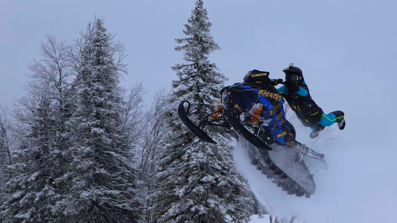 CRAZY SNOWMOBILE FAILS & WINS 2022