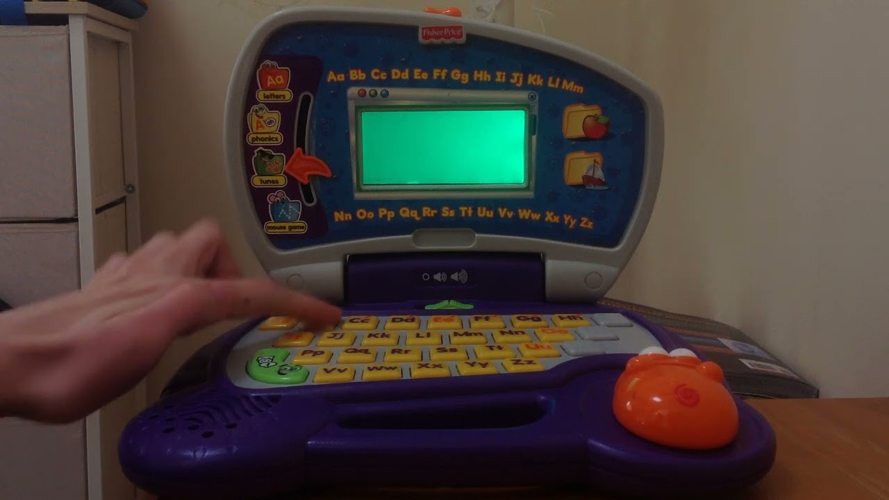 Fisher-Price - 2006 Fun 2 Learn Laptop UK Part 2