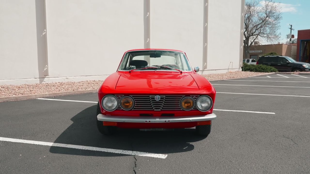 Alfa Romeo GTV 2000 Cold Start and Driving
