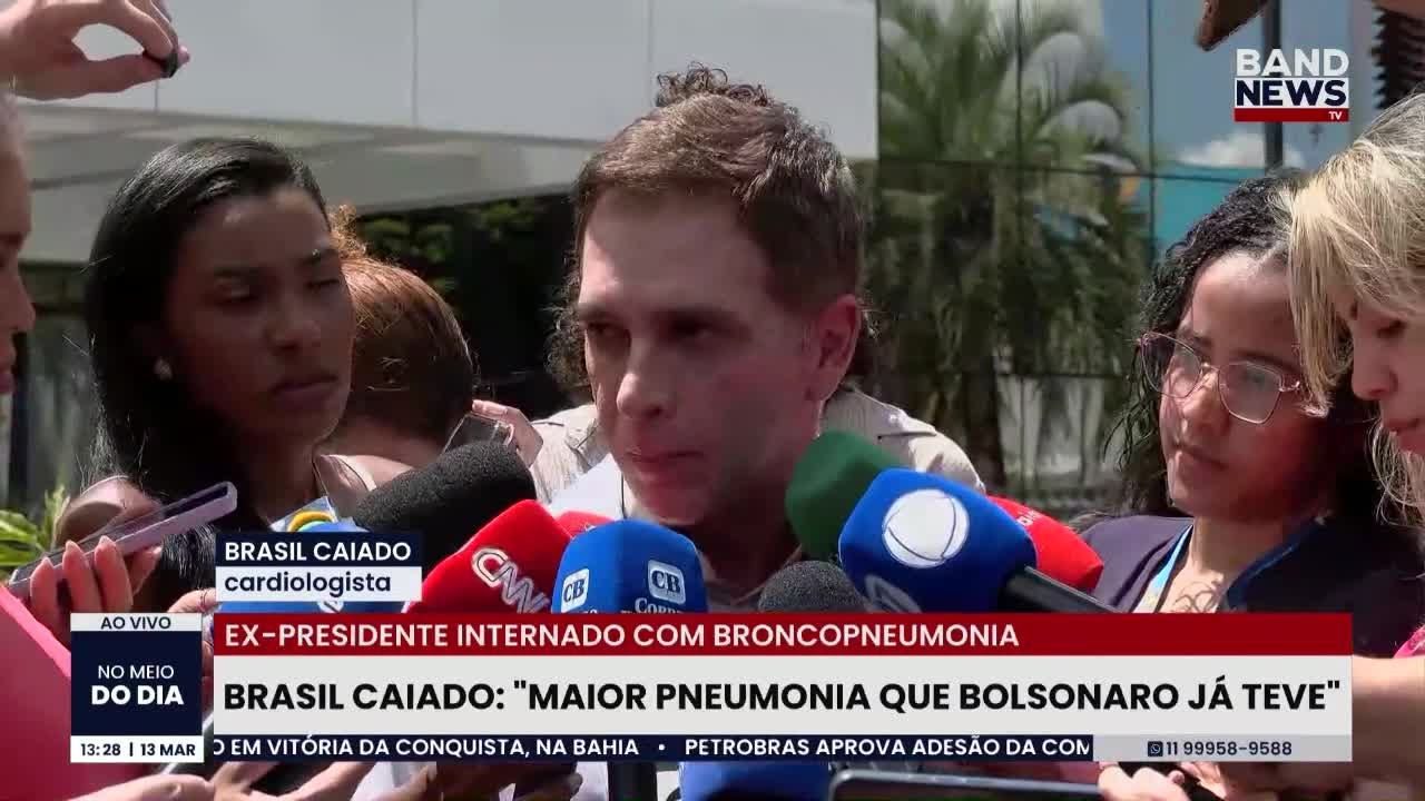 É a pior pneumonia que Bolsonaro já teve, diz médico