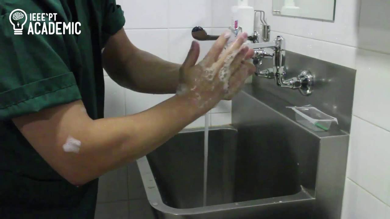 Desinfeção cirúrgica das mãos