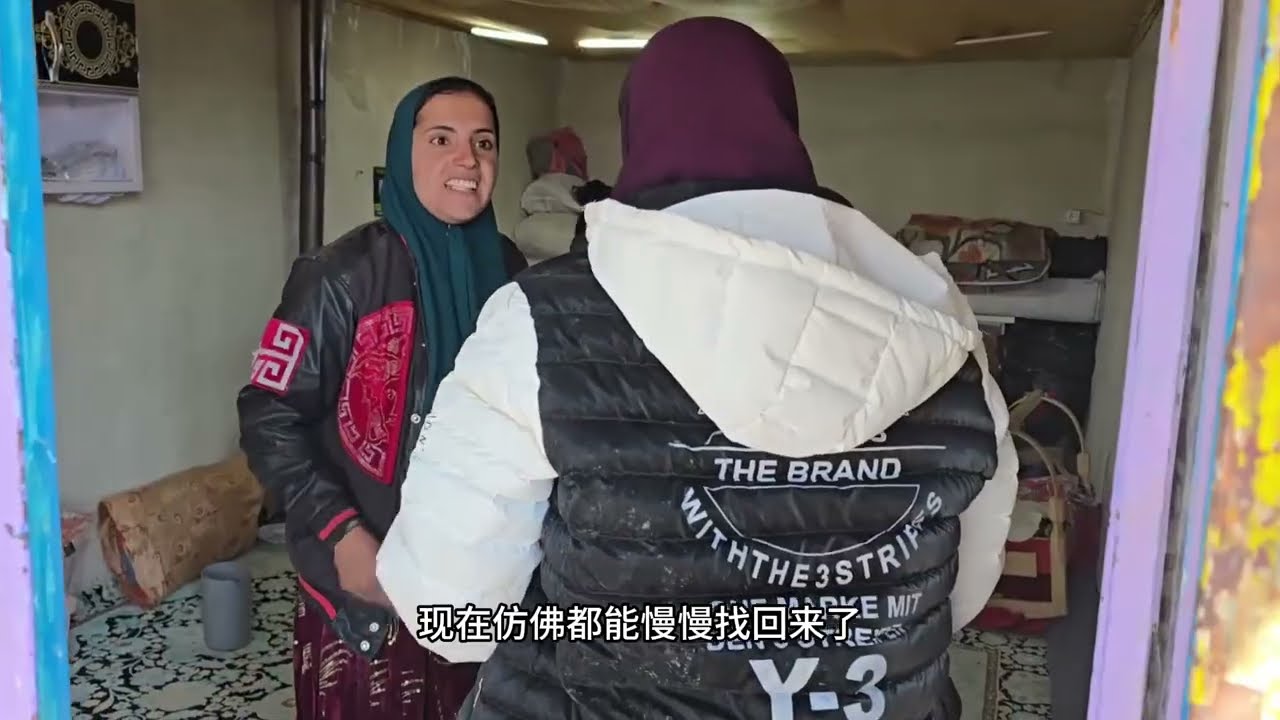 生活的压力让阿丽玛不得不去找寻米拉德的麻烦，准备让米拉德给自己一些好的生活条件