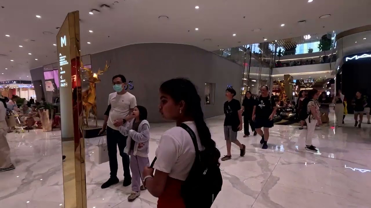 Exploring Icon Siam Mall Bangkok with Kids #bangkok #iconsiam  #travel  #fyp  #foryou