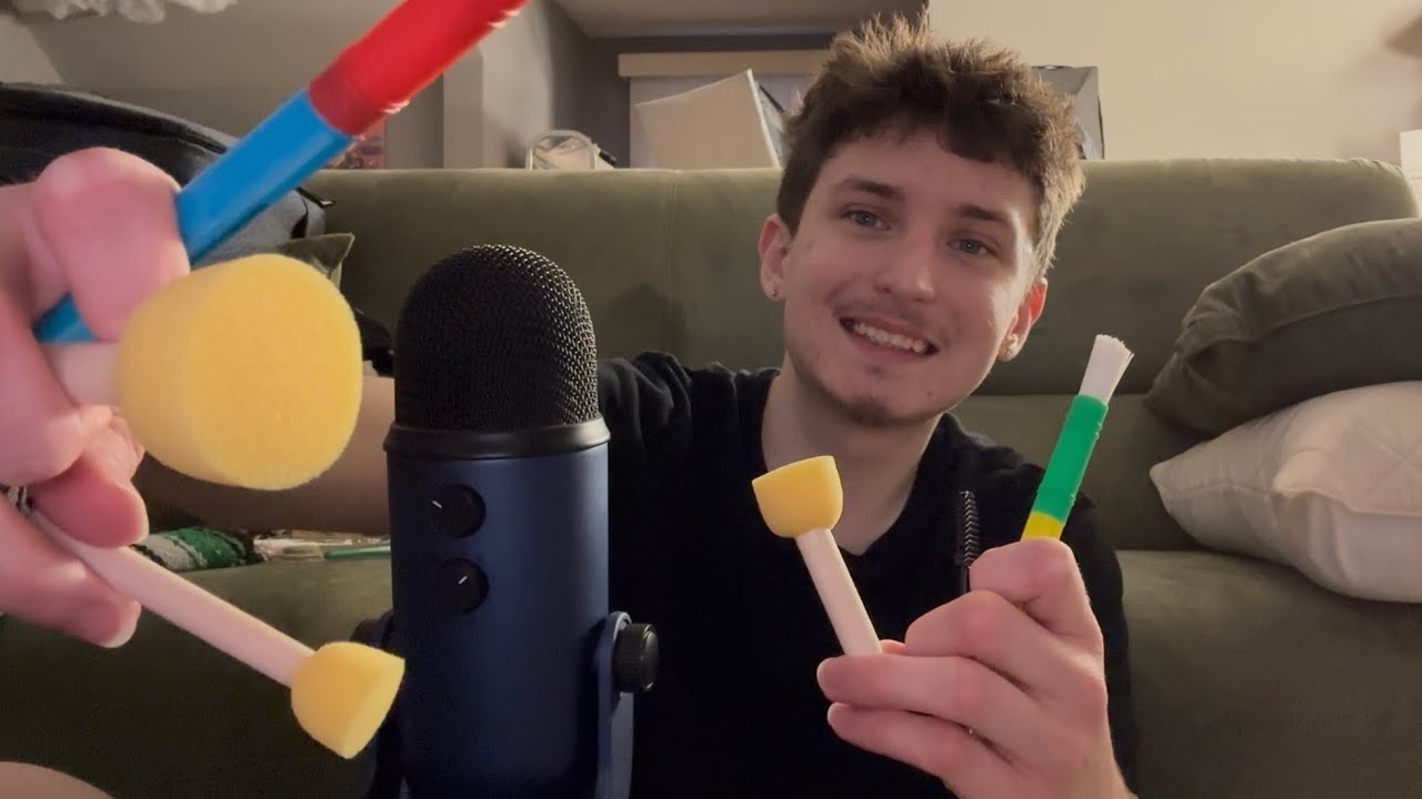 ASMR Sensitive Mic Brushing (Mic Brushing, Whispered, Decreasing Brightness)