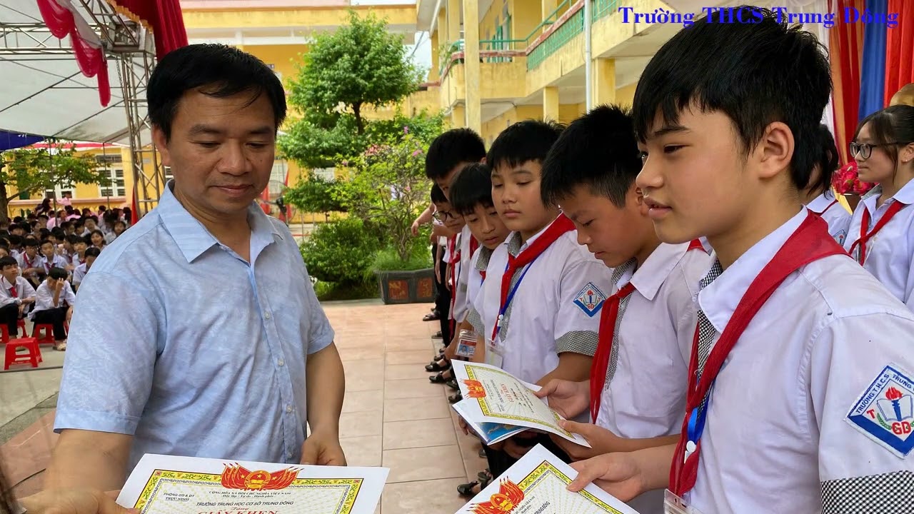 Trường THCS Trung Đông - Tổng kết năm học 2024-2025