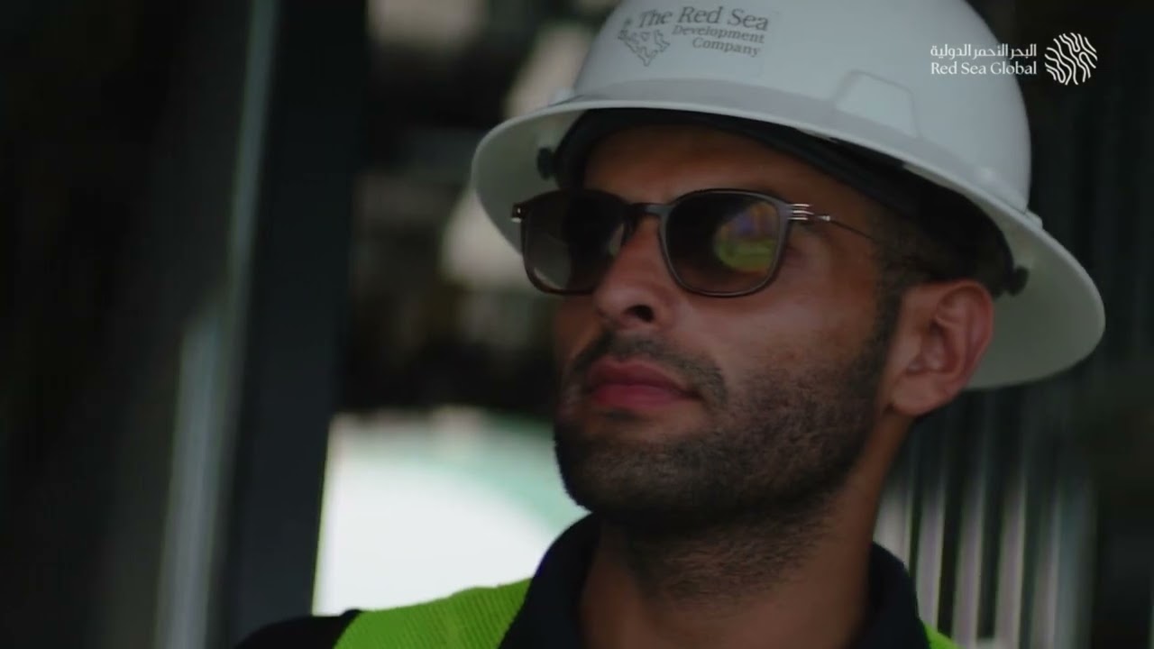 red sea project update: watch killa design's overwater villas take shape in saudi arabia