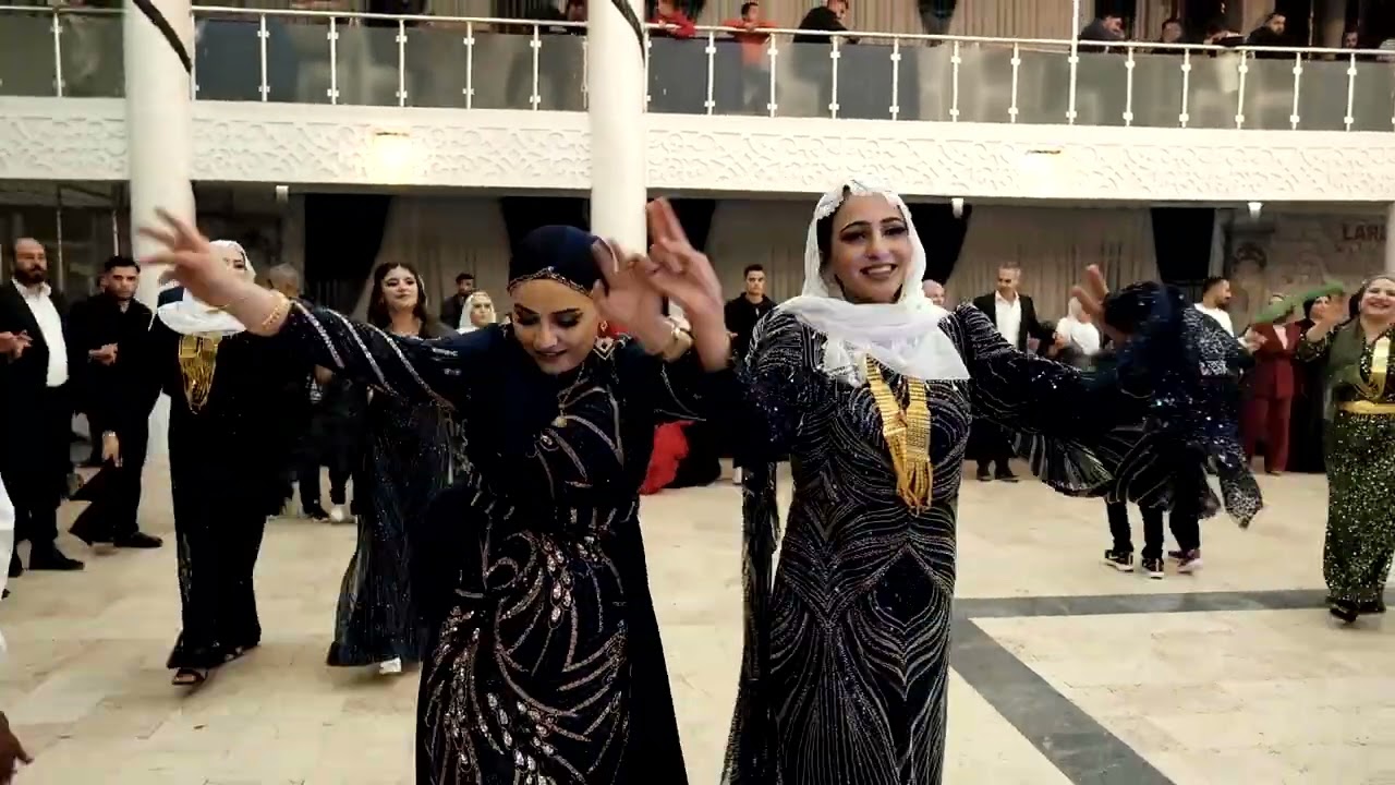 Demir Ailesi Bölüm - 1