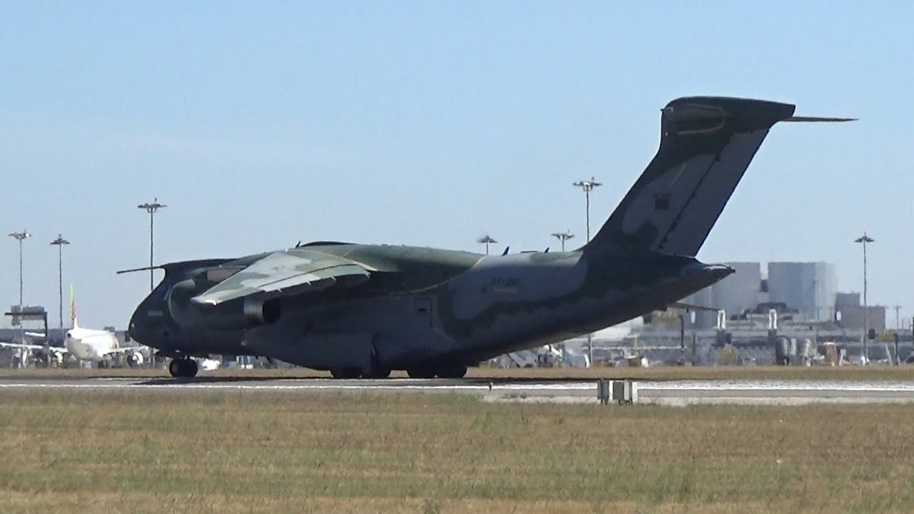 Brazilian Air Force (Embraer) Embraer C-390 Millennium PT-ZNG (cn 39000003)