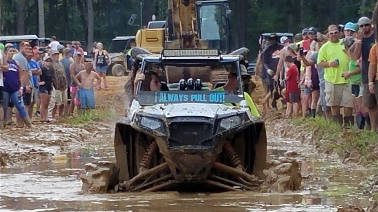 Muddy Bottoms Mud Stock 2017 - Bounty Hole Competition