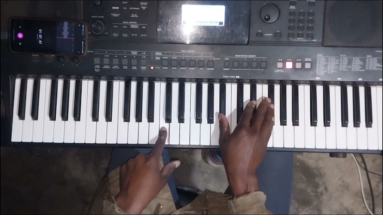 Easy way to play 🎹(joke ya hao ) || @LearnwithMbulelo || easy way to play keyboard