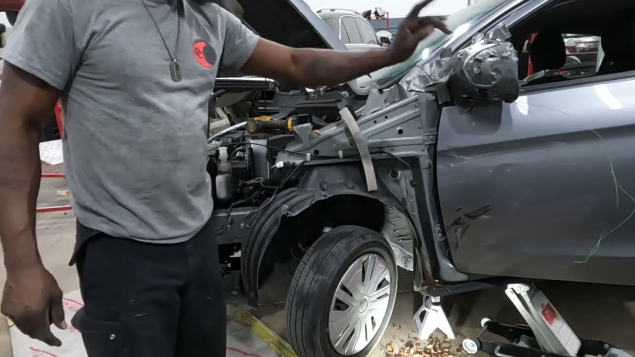How to take apart the fender and headlamp off a 2019 Mitsubishi mirage
