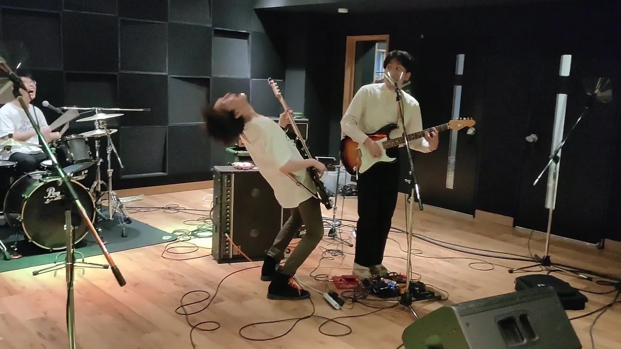 アイラブニージュー / UNISON SQUARE GARDEN【スタジオライブ】