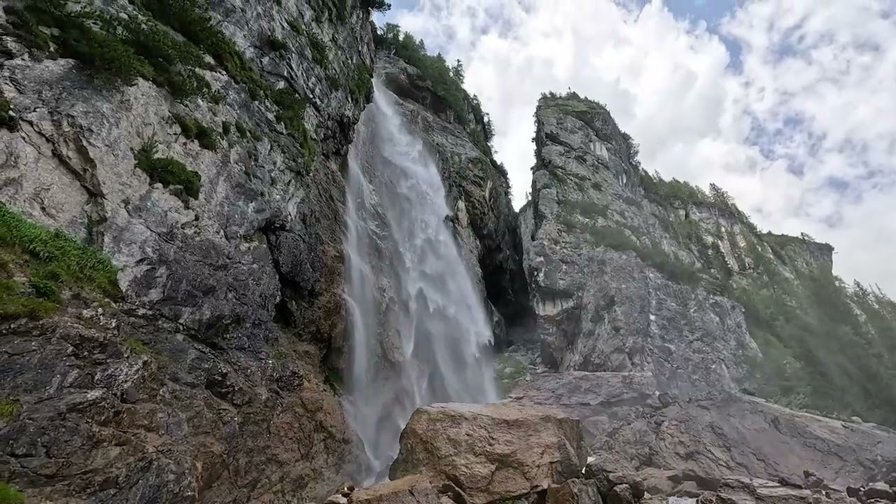 On The Road - Cascate e Orrido delle Comelle