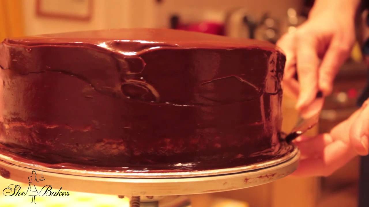 She bakes throws some cakes on that spinning wheel of chocolate!!