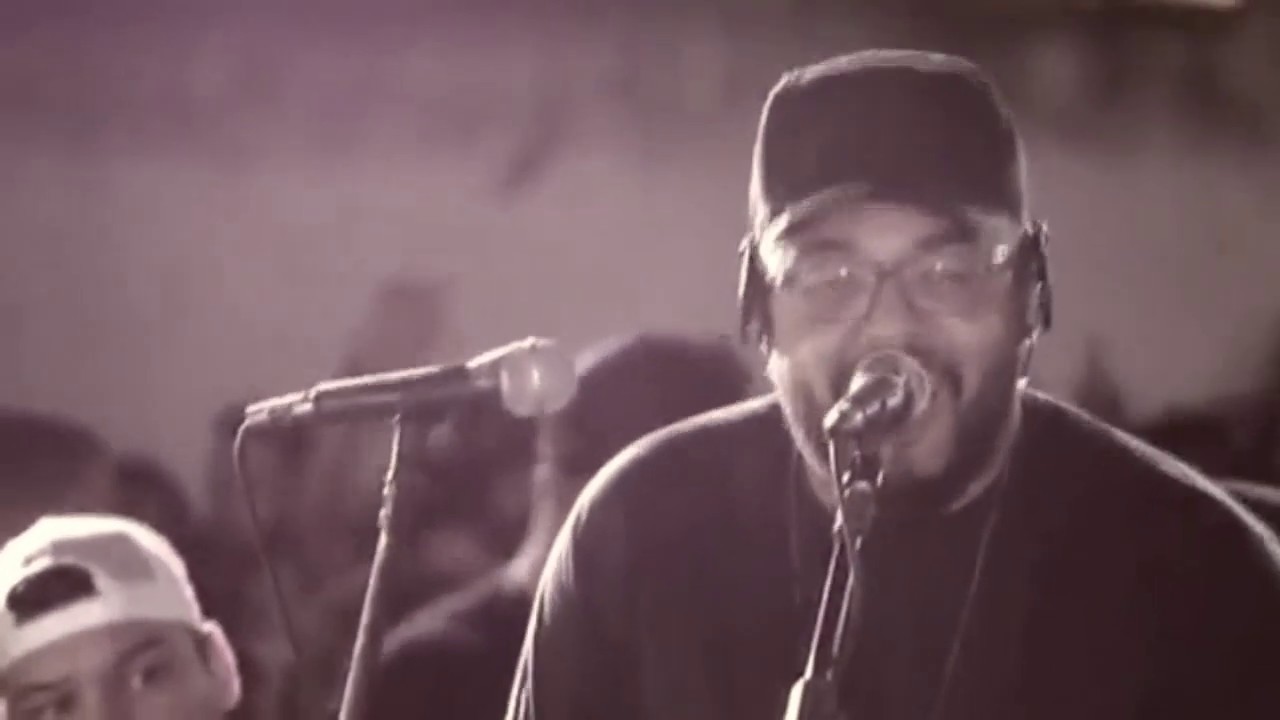 TIEE CANTA PORRAD&Atilde;O - Pagode do Tiee