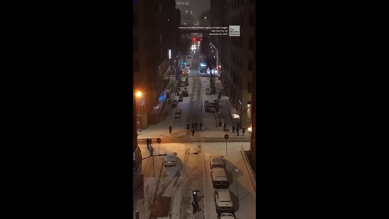 NYC Freezes Under Winters Storm Devin