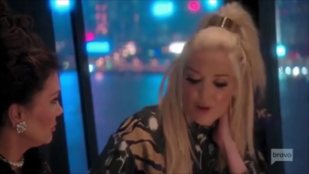 Hongkong Pt 2 Erika vs Dorit