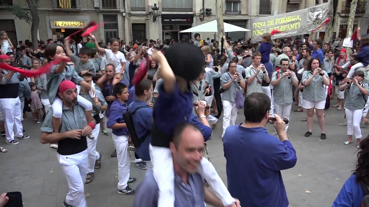 2015-07-11. Capgrossos de Mataró, Toc del Vermut, Sants BCN