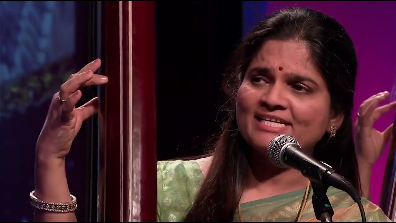 Aali piya bin mora Dadra by vid Devaki Pandit 