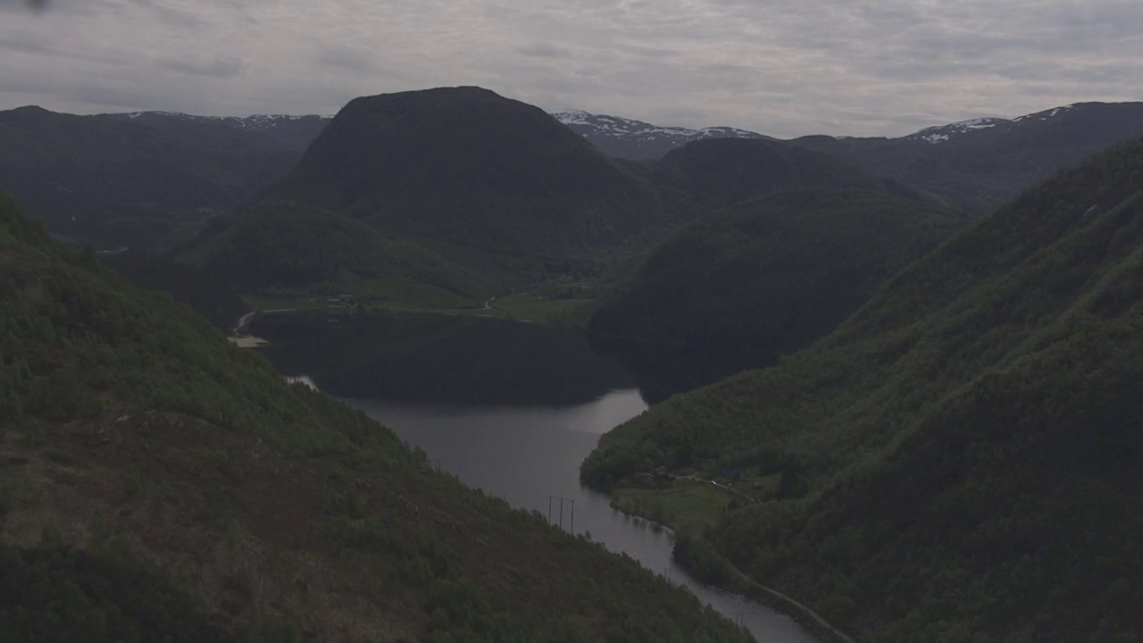 Leikanger, Vanylvsfjorden, Åheim, fjellet Bleia - Flying Over Norway