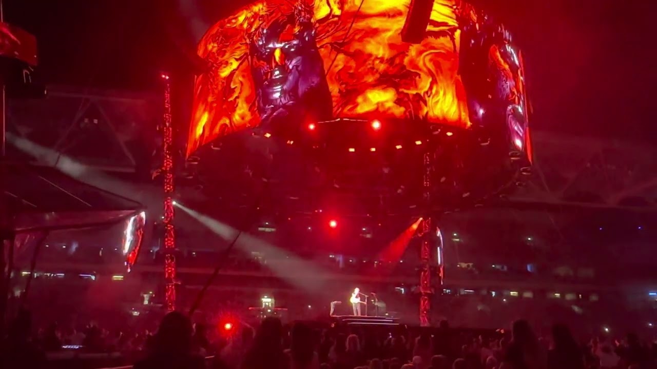 Ed Sheeran : Mathematics Tour (Brisbane) - Bloodstream