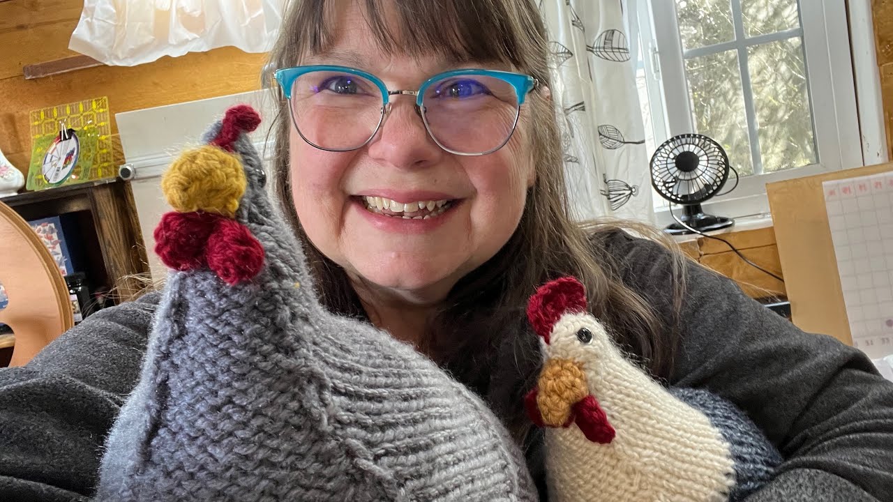 Knit a Support Chicken on Circular Knitting Machine! Free Pattern & Tutorial!
