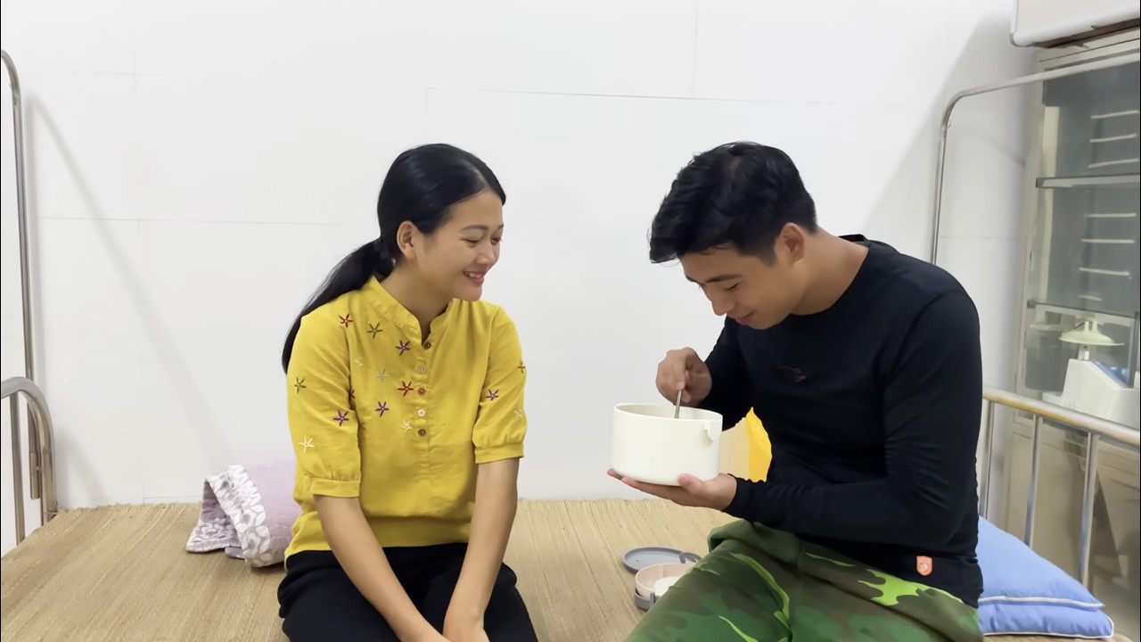 Jack arranged flowers for Tu Tien and prepared to take her home &ndash; Her happy smile said it all!