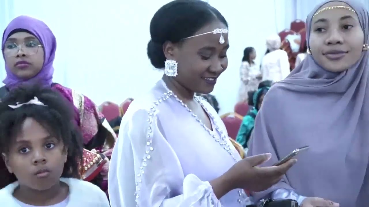 OUKOUMBI ISHAKA ET NADIA  MTSANGADJOU