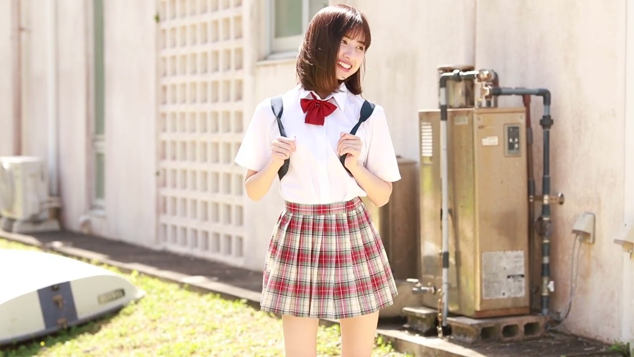 高坂琴水（キプリスモルホォ）DVD『キラ☆キラ』宮古島メイキング・オフショット03　制服