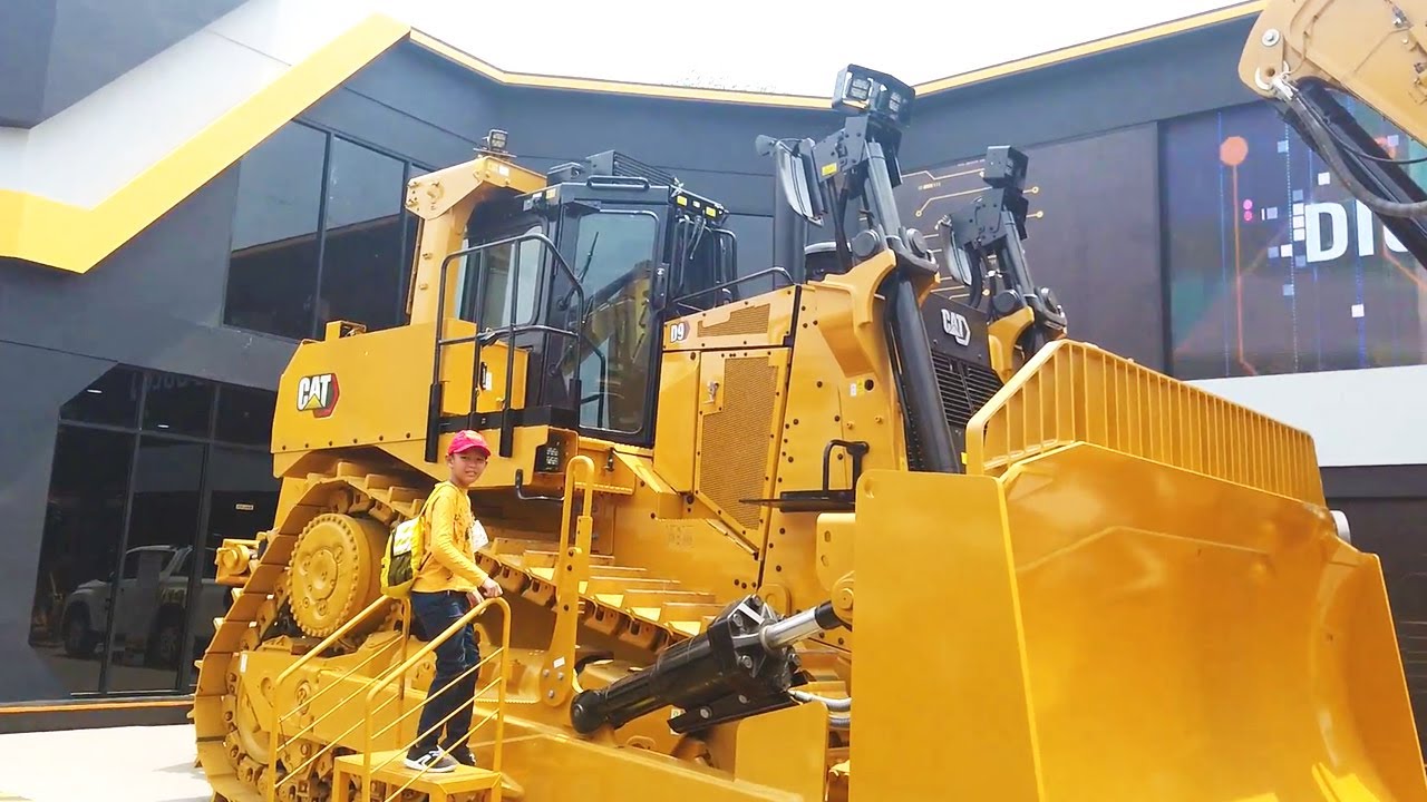 Super Big Construction Truck @ Mining Indonesia 2023 (Part 1) | excavator, bulldozer, backhoe, dump