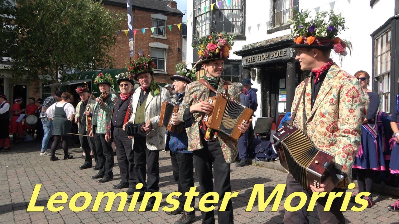 Leominster Morris perform 