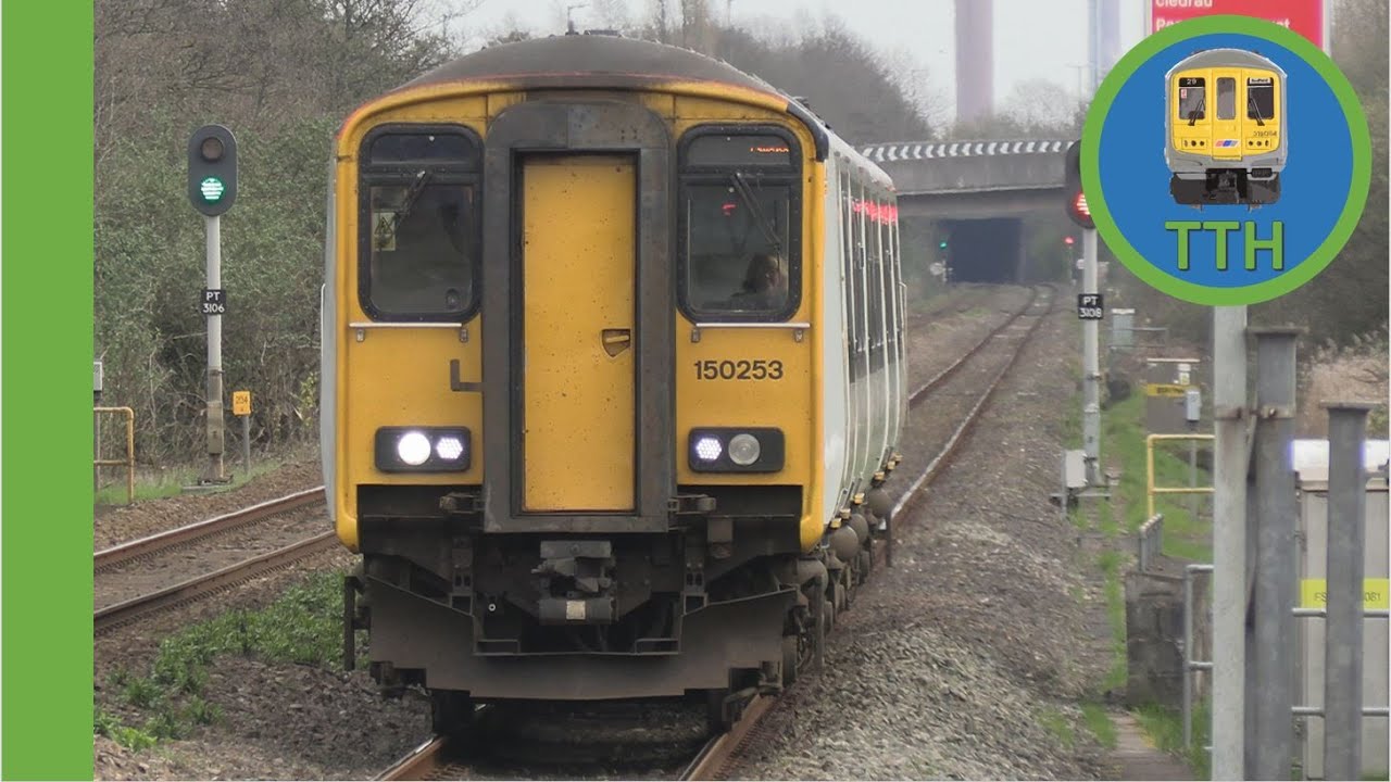 Trenau yn Baglan - Trains at Baglan