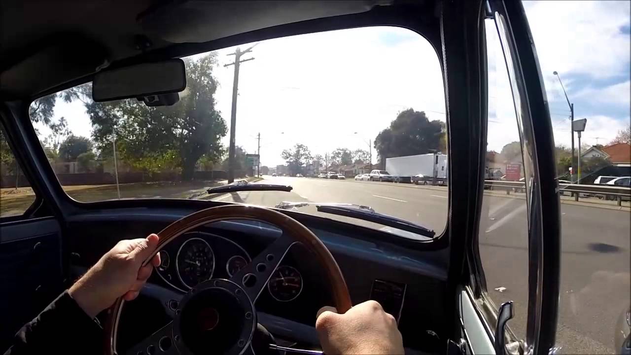 Having a bit of fun in my 1340cc classic mini