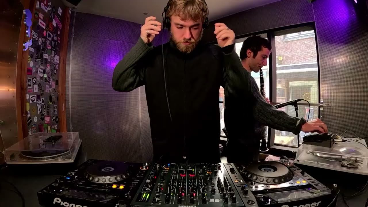 vcr w/ louis simon (live) @ GIMIC - 25 February 2026
