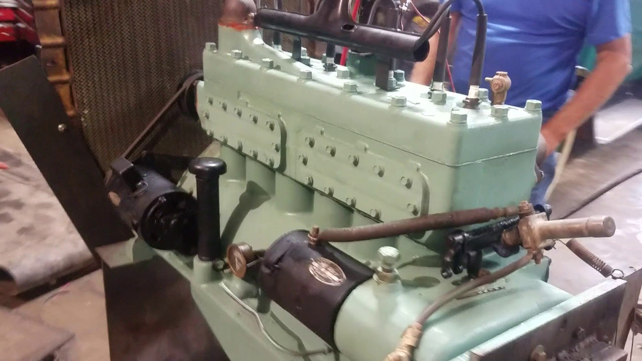 1929 Chrysler model 65 engine