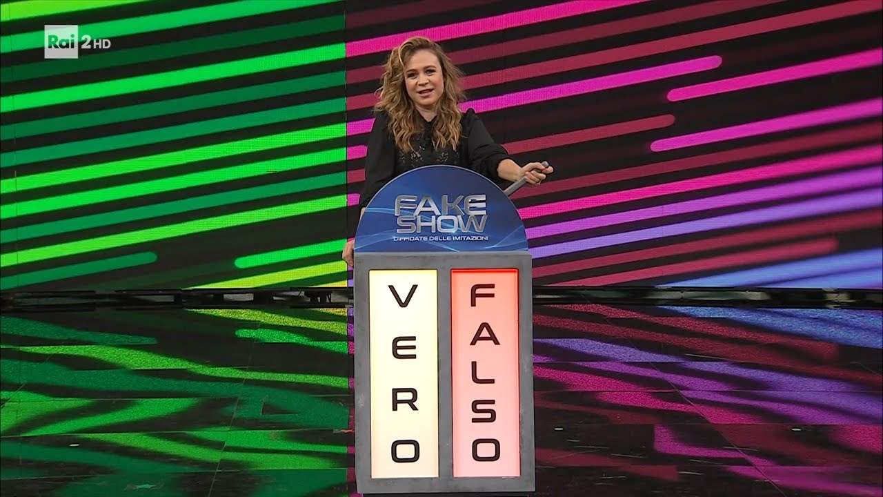 Edicola vero/falso - Fake Show. Diffidate delle imitazioni 18/10/2023