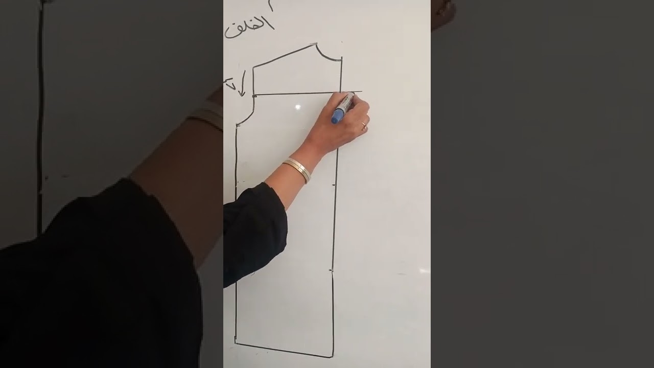رسم قالب الجلابية الرجاليه على القالب الاساسي للبدن . Hodn2@ المعرف على التليكرام
