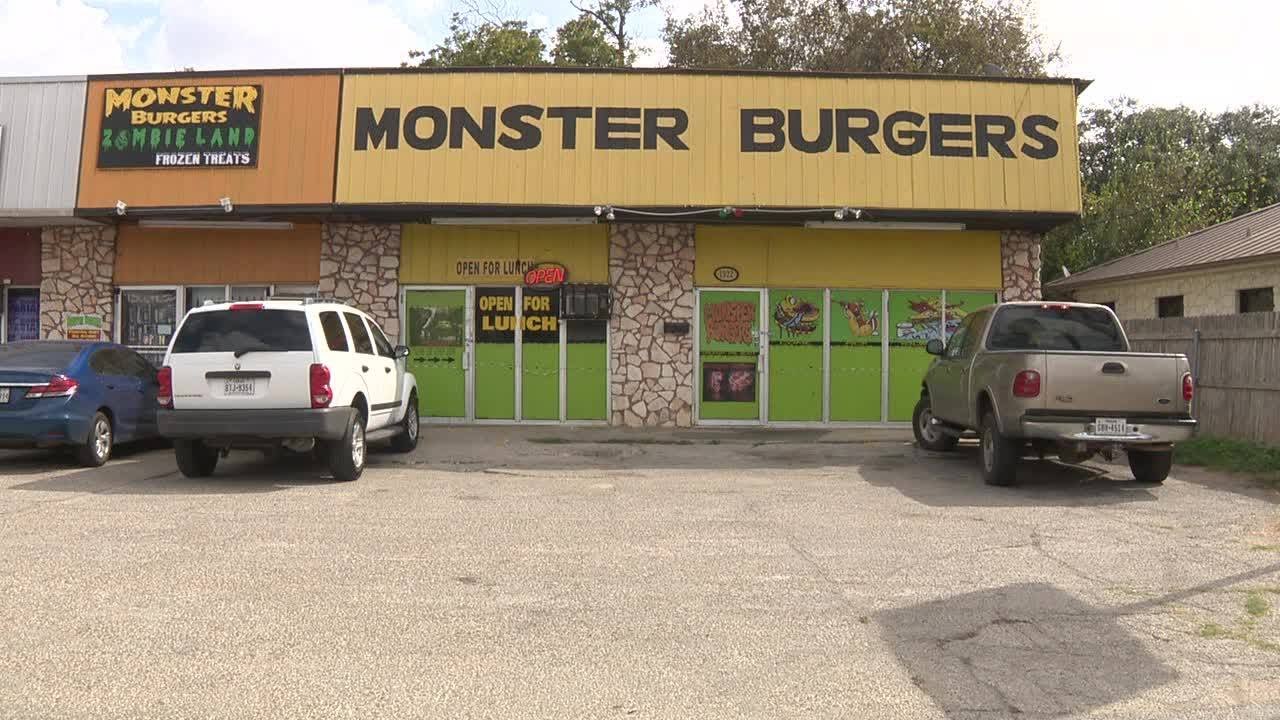 KSAT Flavor Favs: Monster Burgers